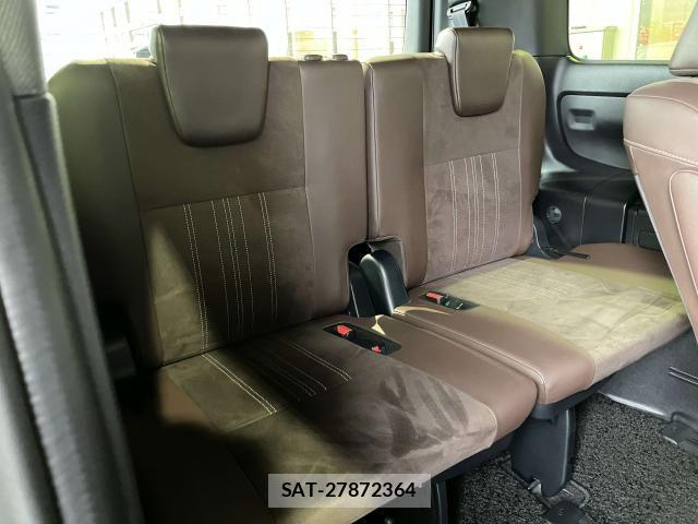 Toyota ESQUIRE 2017-07 7332686-21