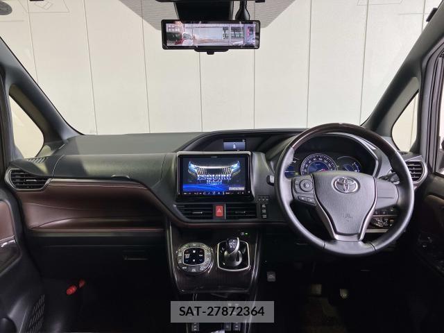 Toyota ESQUIRE 2017-07 7332686-7