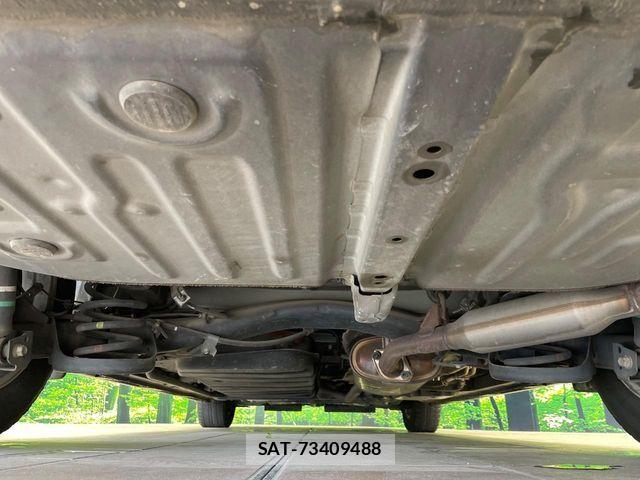 Toyota ESQUIRE 2016-05 7326945-19