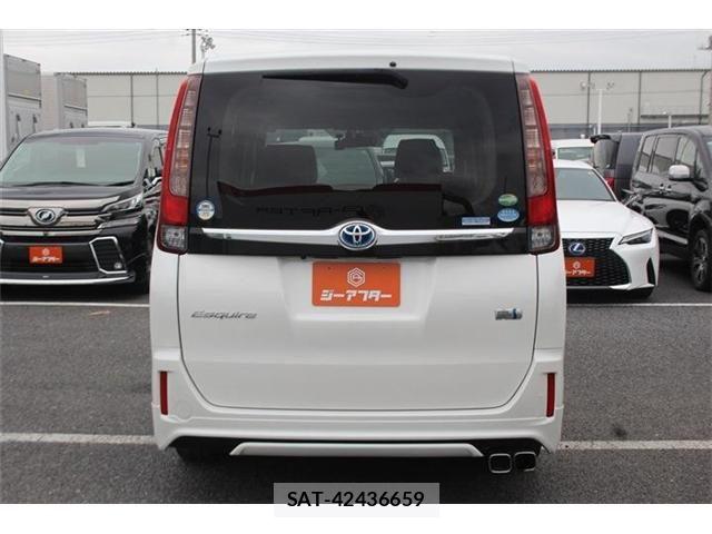 Toyota ESQUIRE 2015-09 7326948-11