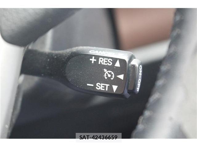 Toyota ESQUIRE 2015-09 7326948-8