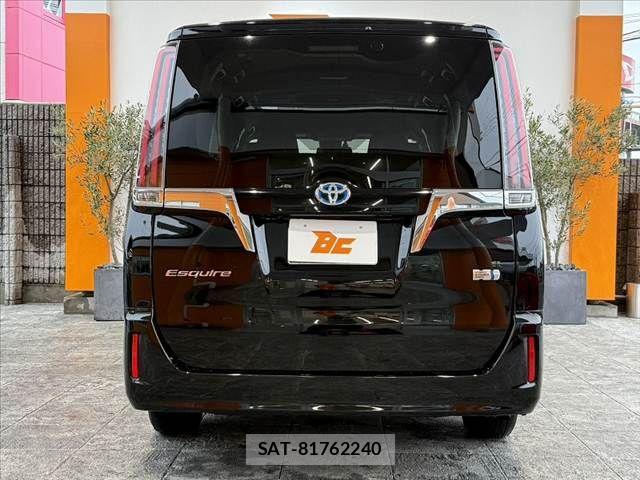Toyota ESQUIRE 2017-09 7357670-13