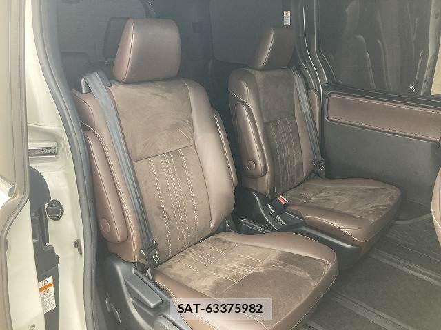 Toyota ESQUIRE 2019-05 7357663-11