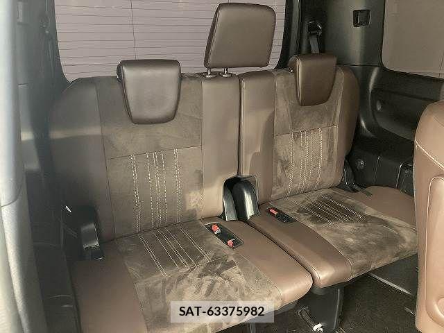 Toyota ESQUIRE 2019-05 7357663-12