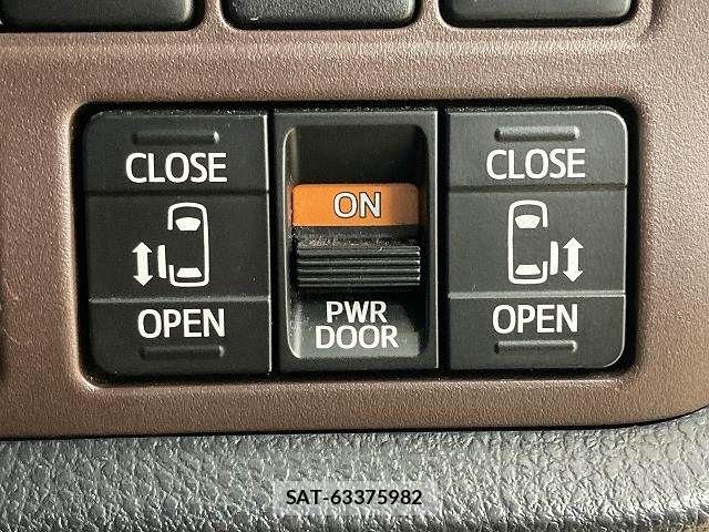 Toyota ESQUIRE 2019-05 7357663-5