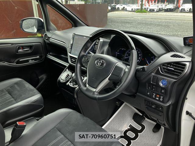 Toyota ESQUIRE 2019-06 7357662-10