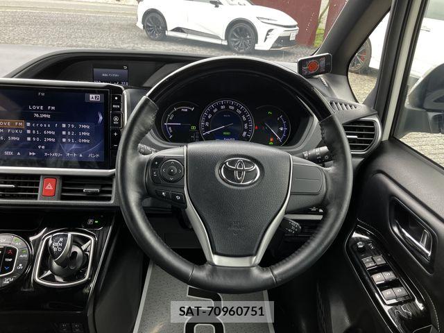 Toyota ESQUIRE 2019-06 7357662-12