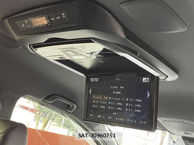 Toyota ESQUIRE 2019-06 7357662-21