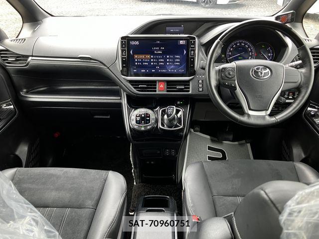 Toyota ESQUIRE 2019-06 7357662-8