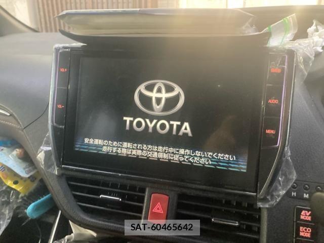 Toyota ESQUIRE 2016-03 7357666-19