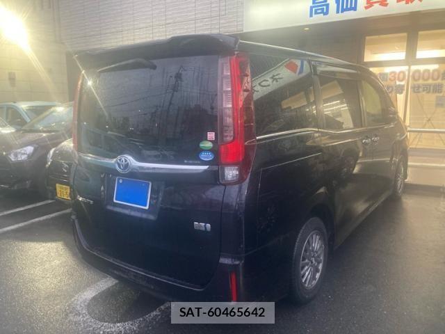 Toyota ESQUIRE 2016-03 7357666-2