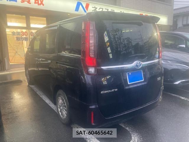 Toyota ESQUIRE 2016-03 7357666-3