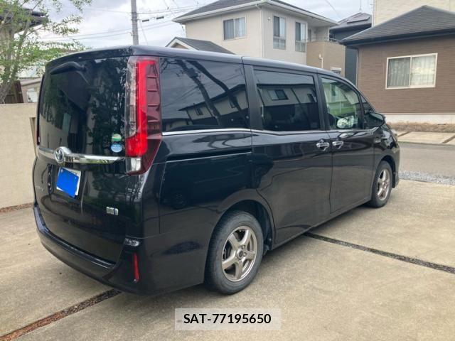 Toyota ESQUIRE 2017-03 7357667-3