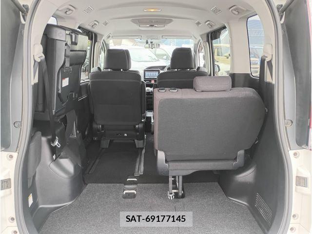 Toyota ESQUIRE 2014-11 7392081-21