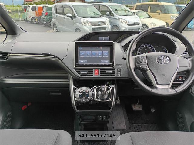 Toyota ESQUIRE 2014-11 7392081-6