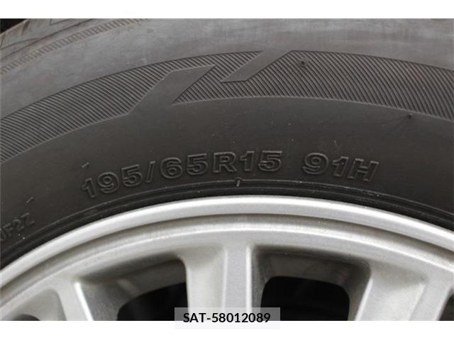 Toyota ESQUIRE 2016-05 7454167-21
