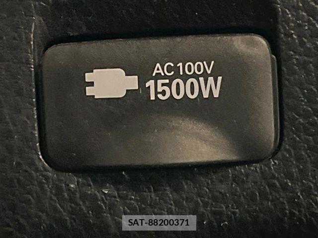 Toyota ESQUIRE 2020-09 7454157-6