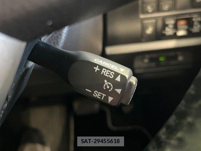 Toyota ESQUIRE 2019-11 7454162-6