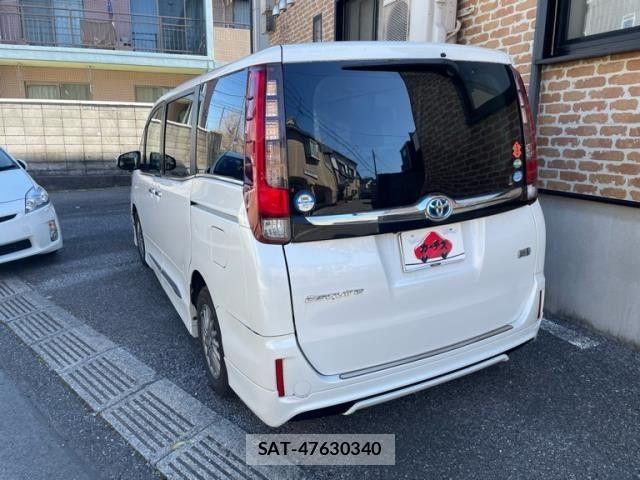 Toyota ESQUIRE 2015-07 7454165-2
