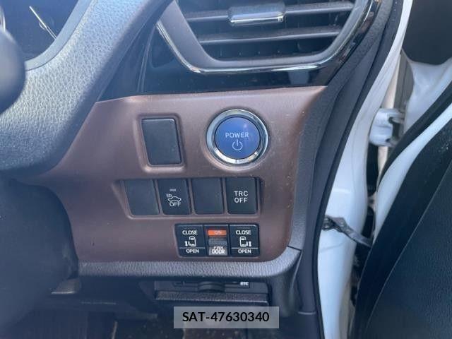 Toyota ESQUIRE 2015-07 7454165-6