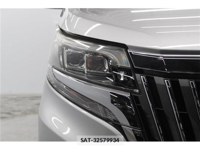 Toyota ESQUIRE 2018-09 7454163-11