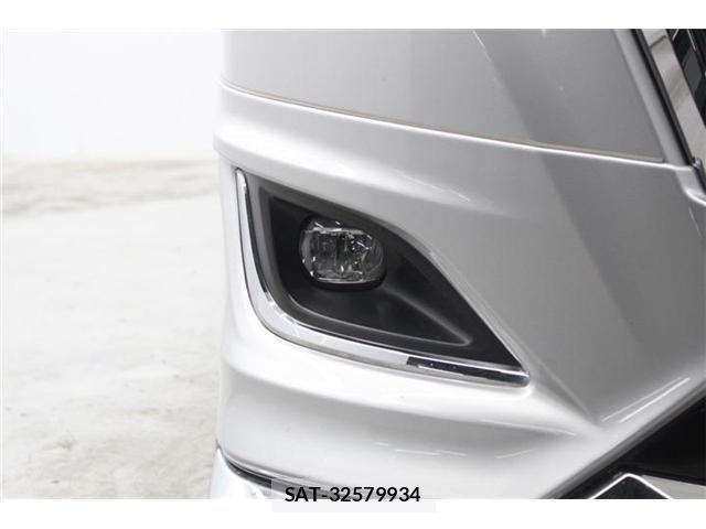 Toyota ESQUIRE 2018-09 7454163-12