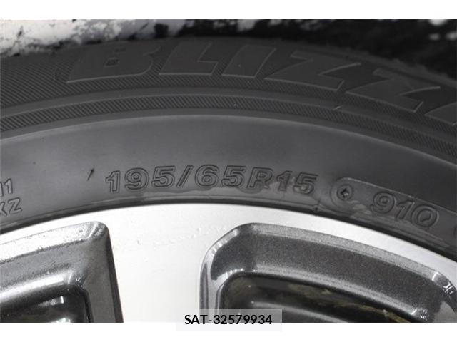 Toyota ESQUIRE 2018-09 7454163-21