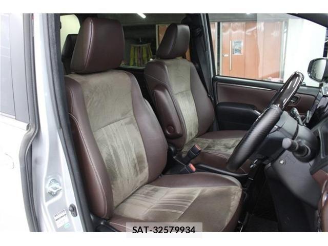 Toyota ESQUIRE 2018-09 7454163-26