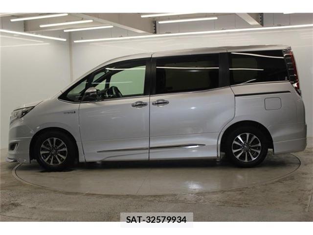 Toyota ESQUIRE 2018-09 7454163-7