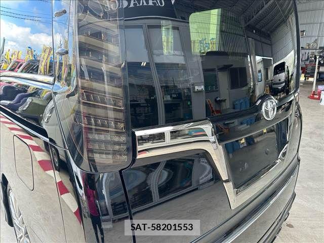 Toyota ESQUIRE 2019-05 7454159-6