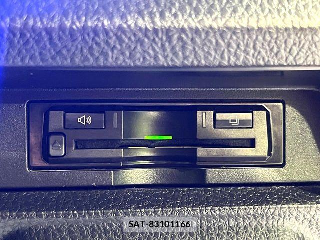 Toyota ESQUIRE 2017-11 7500472-6