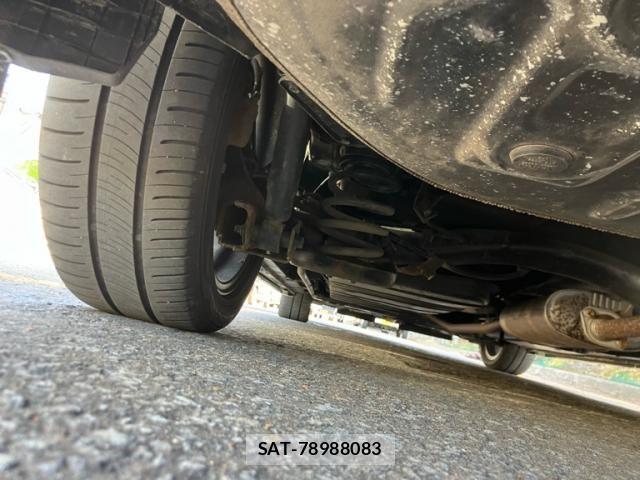 Toyota ESQUIRE 2016-05 7500480-13