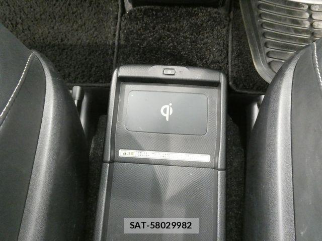Toyota ESQUIRE 2015-07 7508610-26