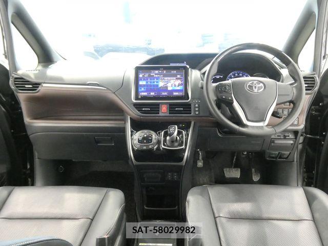 Toyota ESQUIRE 2015-07 7508610-2