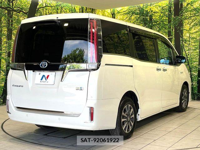 Toyota ESQUIRE 2019-12 7500473-16