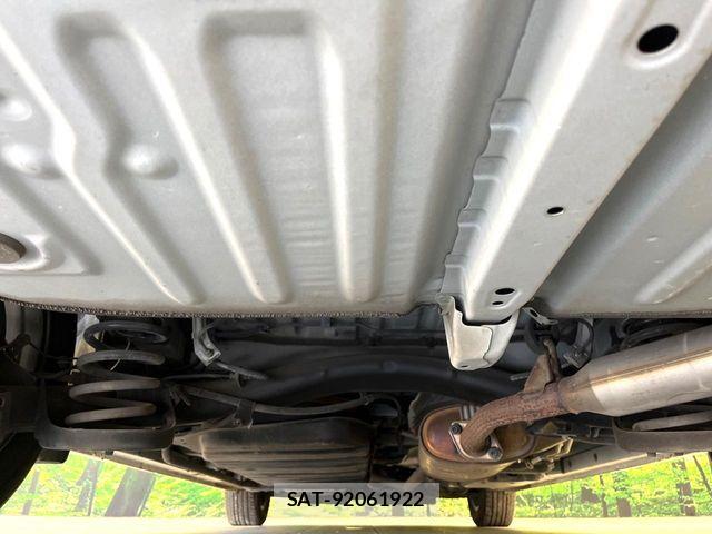 Toyota ESQUIRE 2019-12 7500473-18