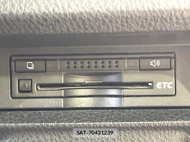 Toyota ESQUIRE 2016-01 7500481-6