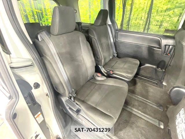 Toyota ESQUIRE 2016-01 7500481-8