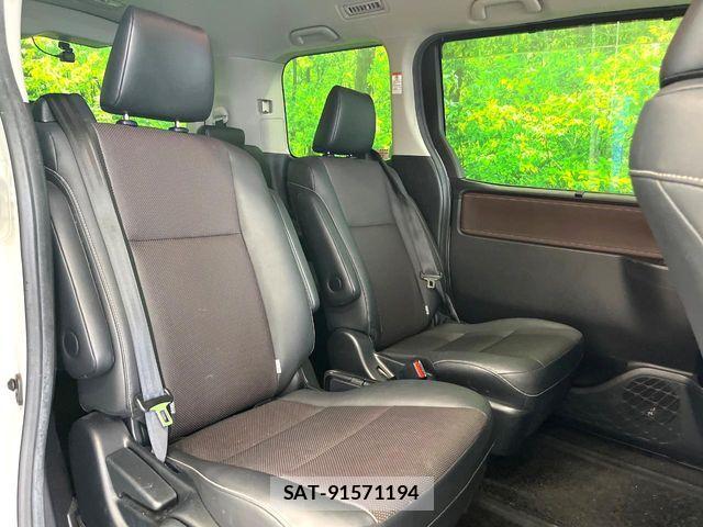 Toyota ESQUIRE 2015-05 7508613-9