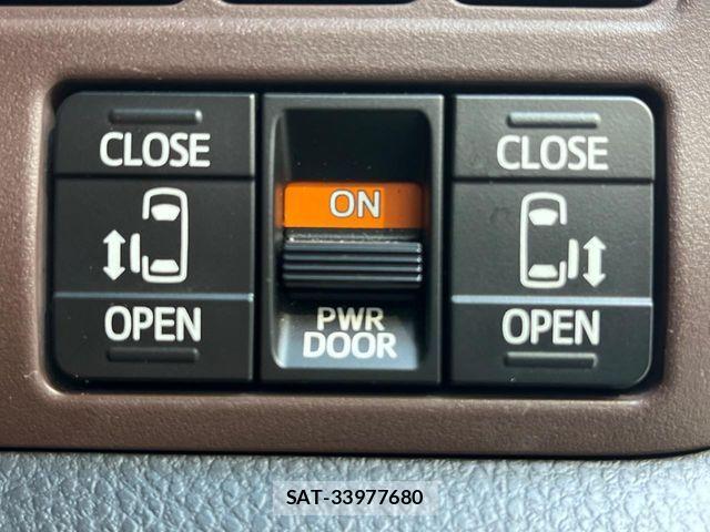 Toyota ESQUIRE 2016-04 7500474-7