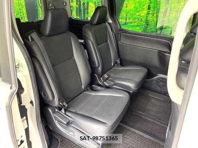 Toyota ESQUIRE 2015-06 7562080-9