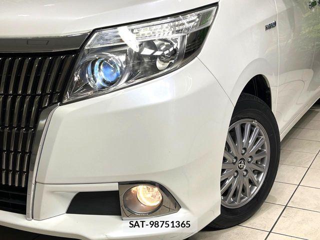Toyota ESQUIRE 2015-06 7562080-12