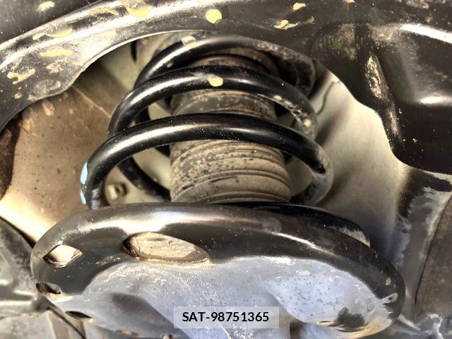 Toyota ESQUIRE 2015-06 7562080-19