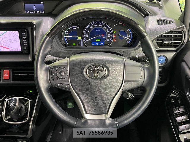 Toyota ESQUIRE 2018-03 7616431-12