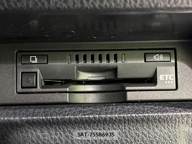 Toyota ESQUIRE 2018-03 7616431-6