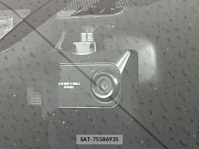 Toyota ESQUIRE 2018-03 7616431-7