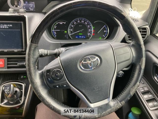 Toyota ESQUIRE 2017-06 7616433-14
