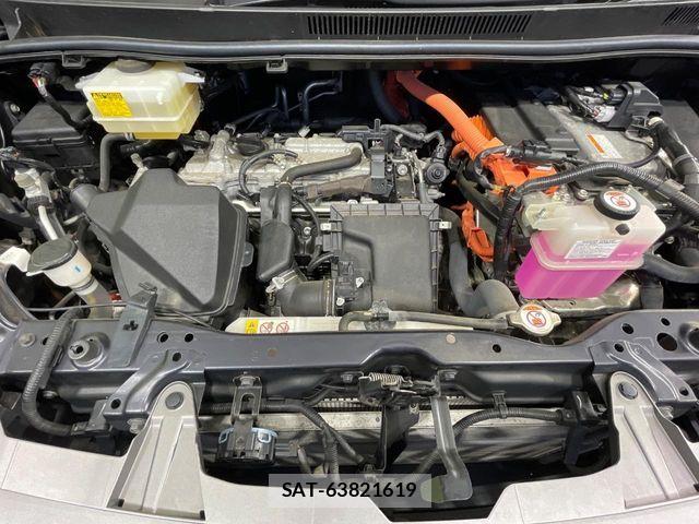 Toyota ESQUIRE 2018-03 7616423-18