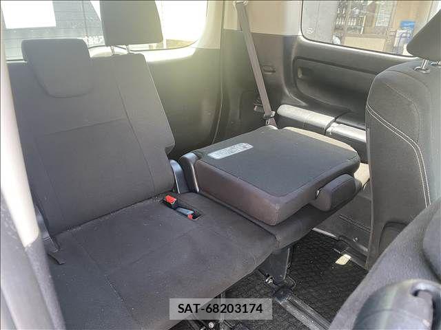 Toyota ESQUIRE 2015-02 7616434-13