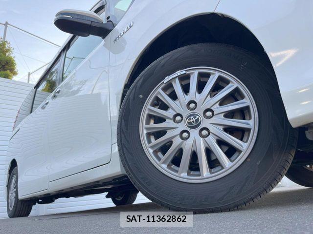 Toyota ESQUIRE 2015-06 7616428-13